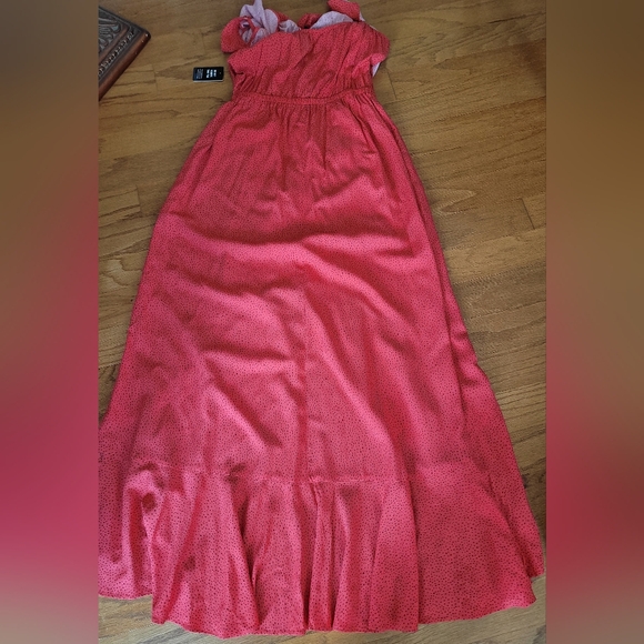 Express Coral Polka Dot Print VNeck Flutter Sleeve Ruffle Maxi Dress, Size M - Picture 5 of 10